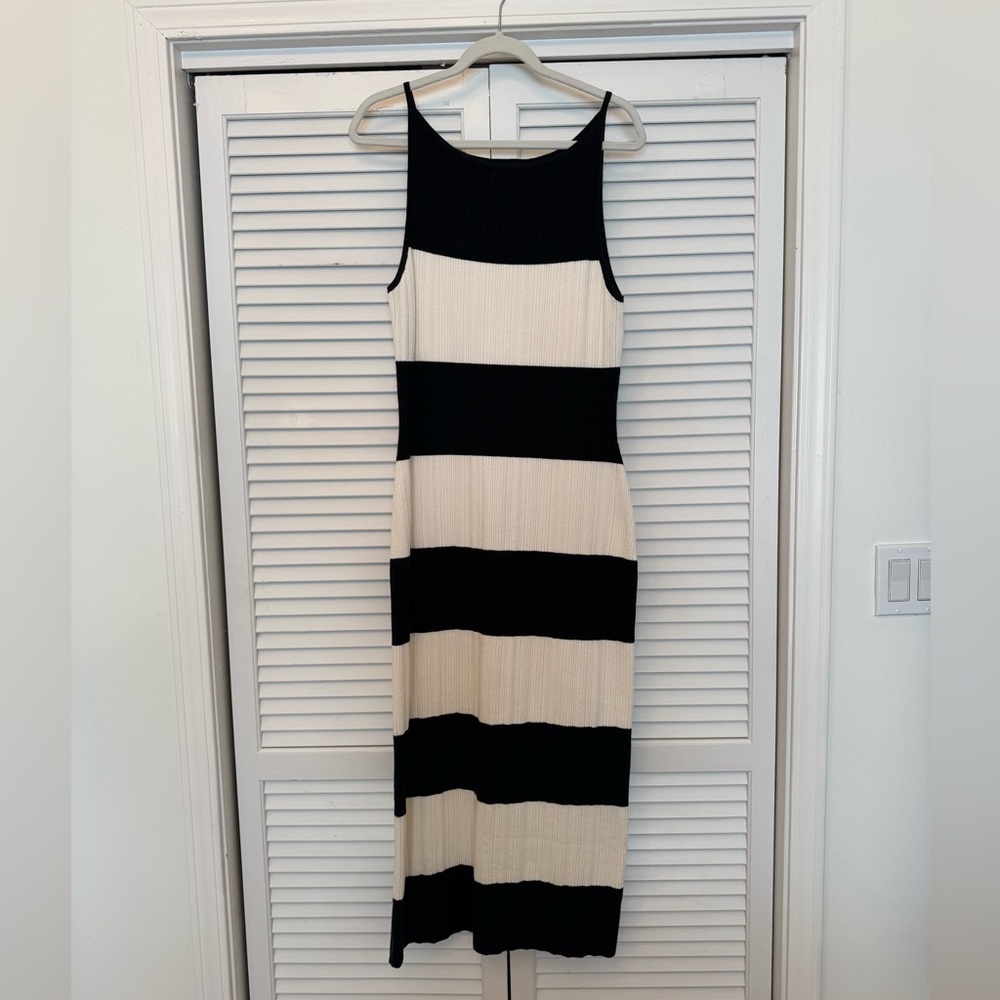 Abercrombie & Fitch Black and White Dress Large Petite